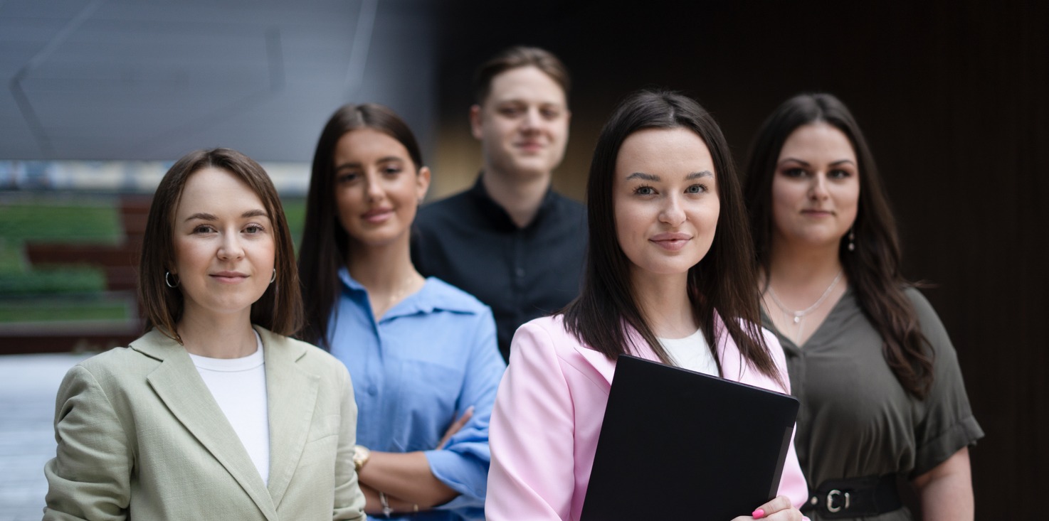 Aidergroup - Poland image people-1